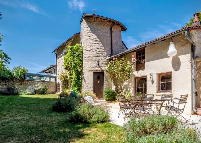 La De La Tour Couette-café