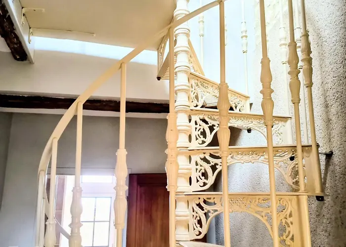 La De La Tour * Colombiers (Vienne)